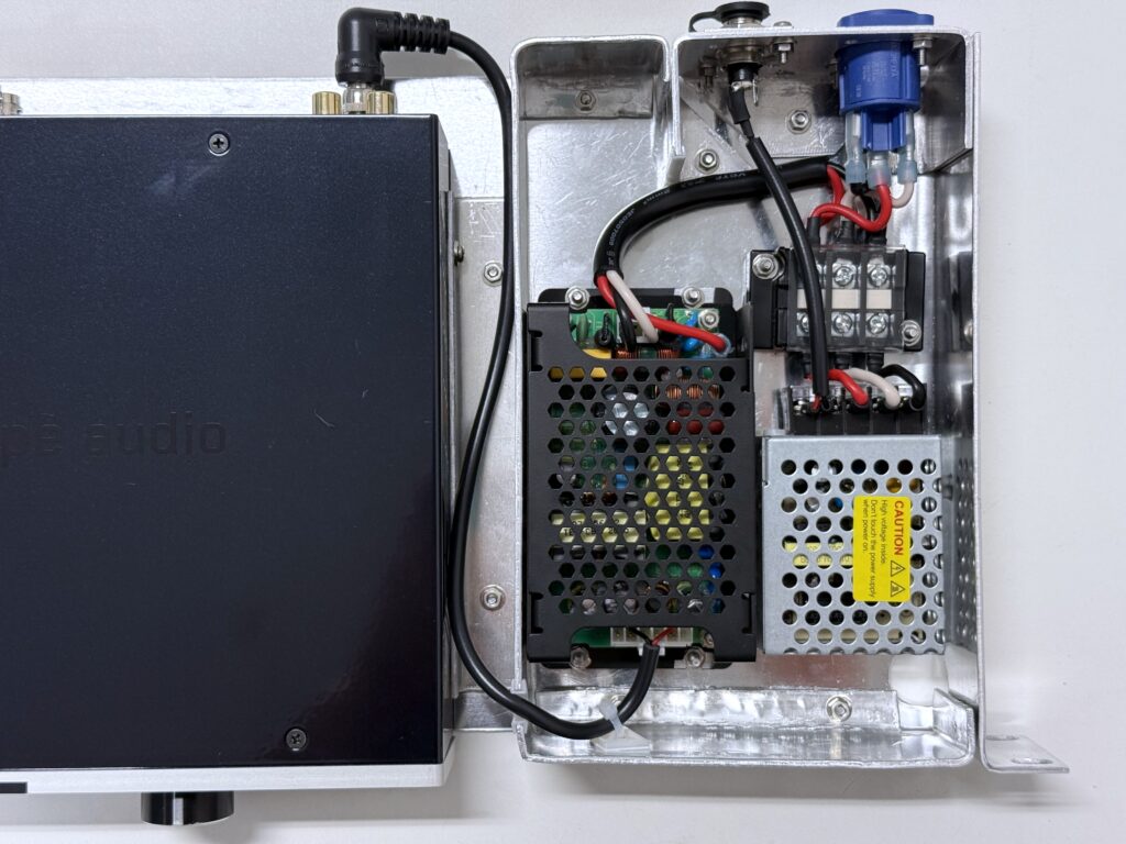 オーディオインターフェイス Discrete 4 Pro Synergy Core
